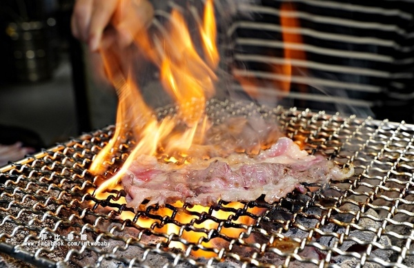 上禾町日式燒肉(北新店)：上禾町日式燒肉-北新店 燒肉食べ放題 燒肉+鍋物頂級食材吃到飽 澎湖直送生蠔/泰國蝦/生啤酒 超值饗宴吃爽爽！