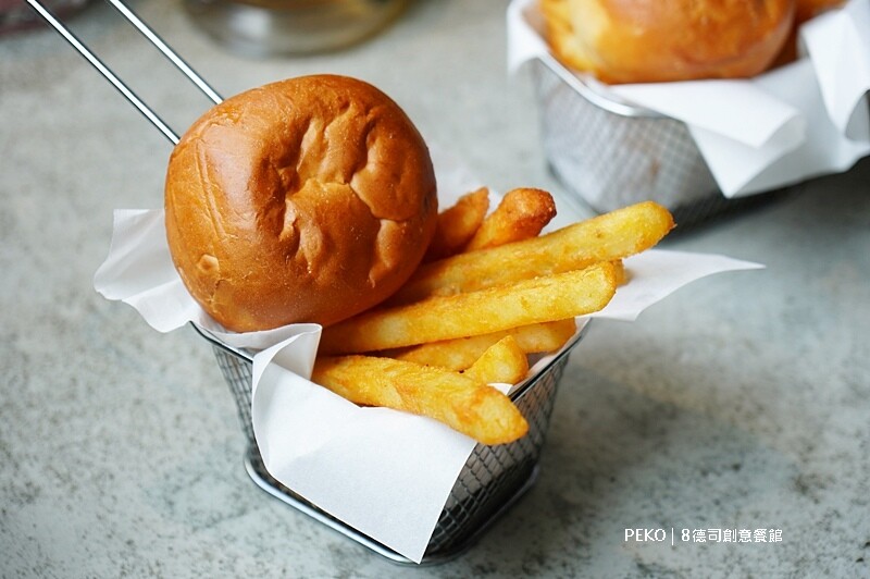 8德司創意餐館.台中美食.台中海鮮塔.台中聚餐餐廳.一中美食.8德司菜單.