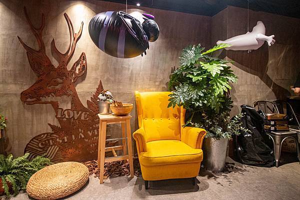 【台中美食】8德司創意餐館-巨無霸超豪華澎拜龍蝦火鍋,火鍋、義麵多種選擇一次滿足