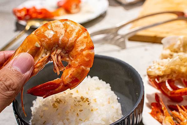 【台中美食】8德司創意餐館-巨無霸超豪華澎拜龍蝦火鍋,火鍋、義麵多種選擇一次滿足