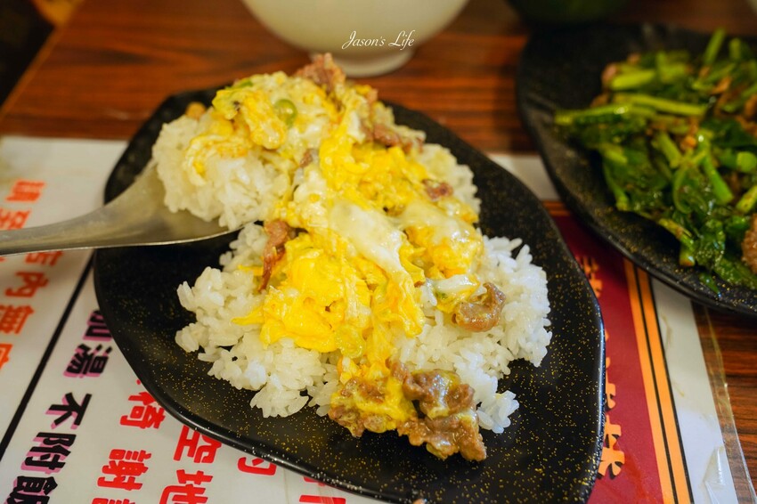 台南佳里順福土產牛肉湯！凌晨開賣的溫體牛肉湯，在地人激推必吃名單。