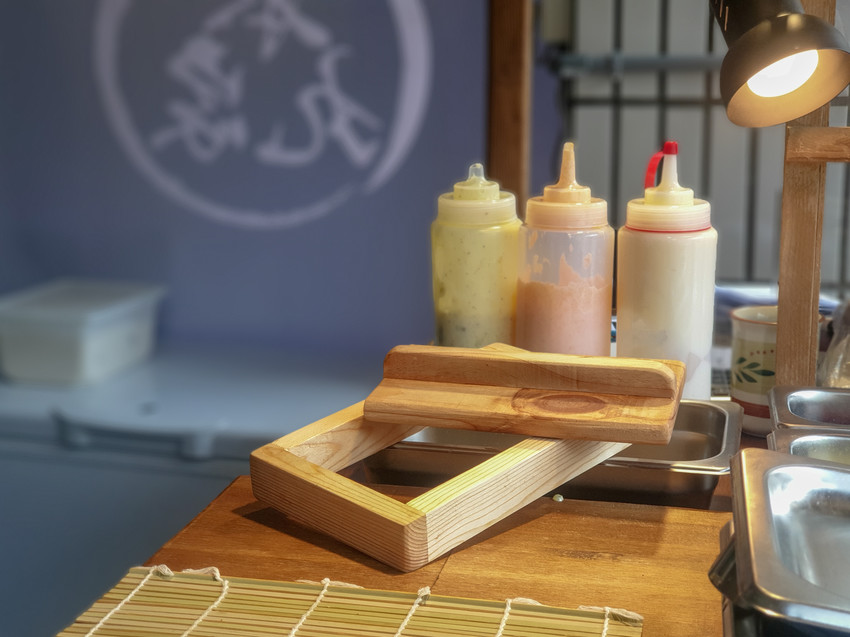 高雄美食||本丸家-清爽無負擔的沖繩飯糰,最適合高雄炎熱的天氣 ||前金區、沖繩飯糰