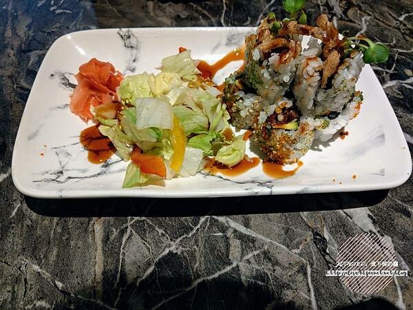 台北大安-[花酒蔵餐酒館 Aplus Dining Sake Bar] 近信義安和與仁愛圓環，時尚裝潢情調氣氛滿分，創意混搭風美味日式料理，清酒選擇多樣約會聚餐推薦