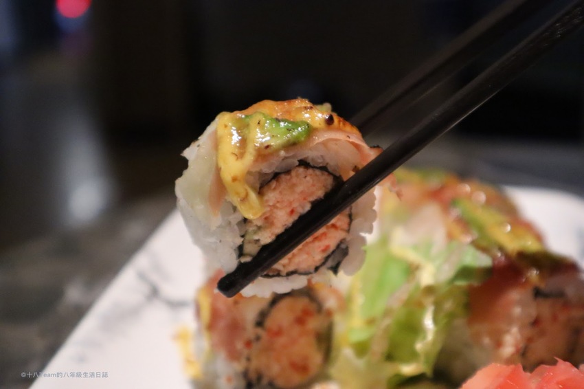 【台北美食】花酒蔵 餐酒館 Aplus Dining Sake Bar｜各式清酒與調酒、美味的創意日式料理、下班聚會的好去處！