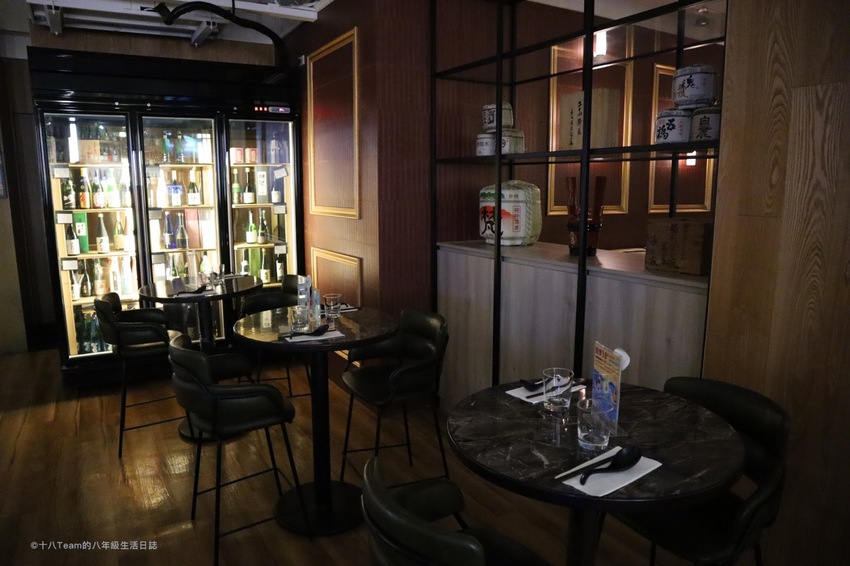 【台北美食】花酒蔵 餐酒館 Aplus Dining Sake Bar｜各式清酒與調酒、美味的創意日式料理、下班聚會的好去處！