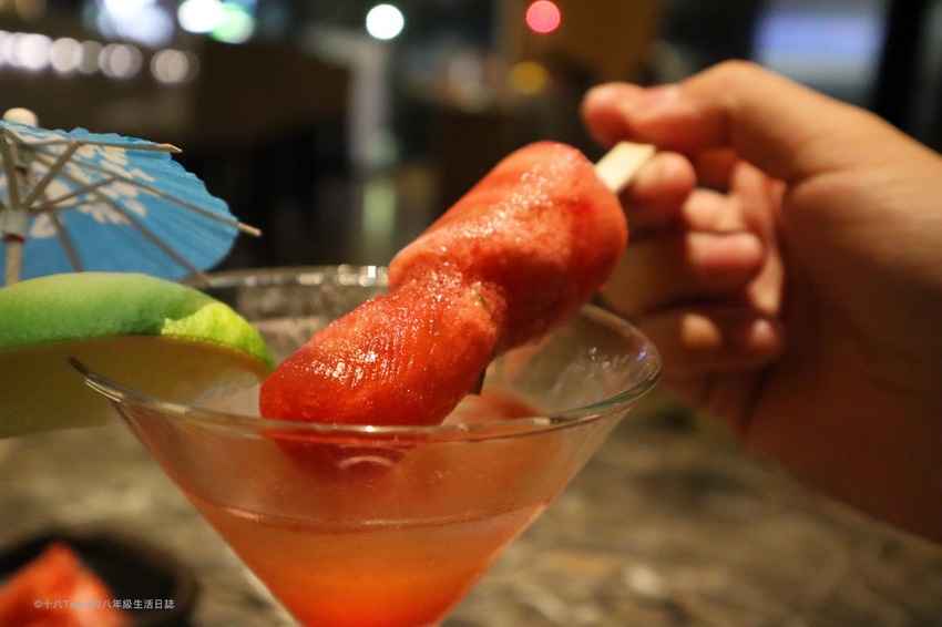 【台北美食】花酒蔵 餐酒館 Aplus Dining Sake Bar｜各式清酒與調酒、美味的創意日式料理、下班聚會的好去處！