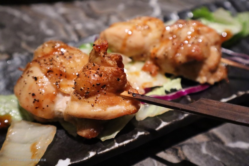 【台北美食】花酒蔵 餐酒館 Aplus Dining Sake Bar｜各式清酒與調酒、美味的創意日式料理、下班聚會的好去處！