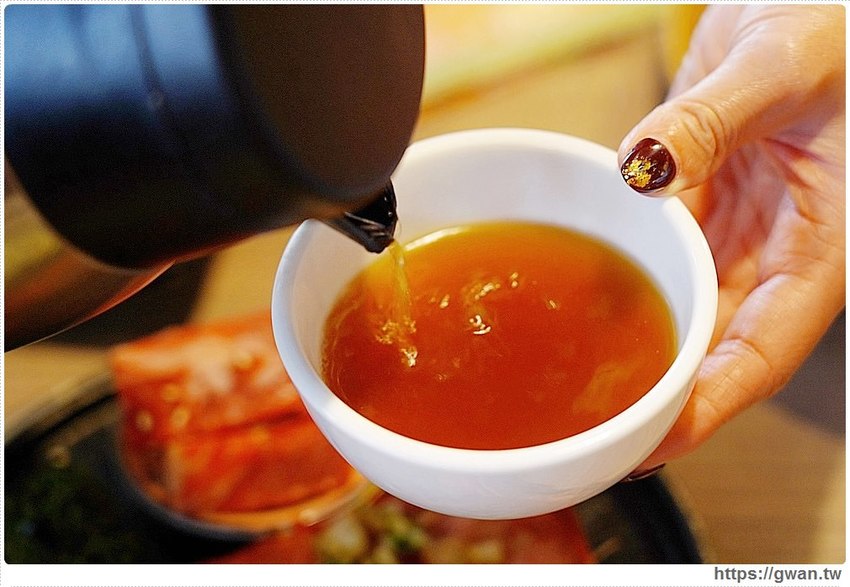 台中現撈泰國蝦、厚切牛排、近80種食材吃到飽，還有生啤無限暢飲一人只要799！