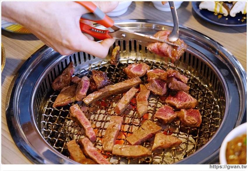 台中現撈泰國蝦、厚切牛排、近80種食材吃到飽，還有生啤無限暢飲一人只要799！