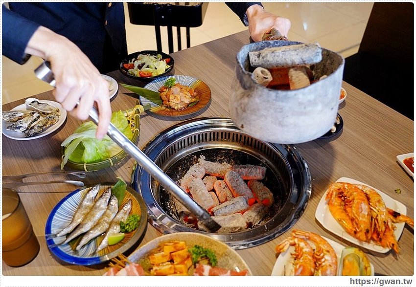 台中現撈泰國蝦、厚切牛排、近80種食材吃到飽，還有生啤無限暢飲一人只要799！