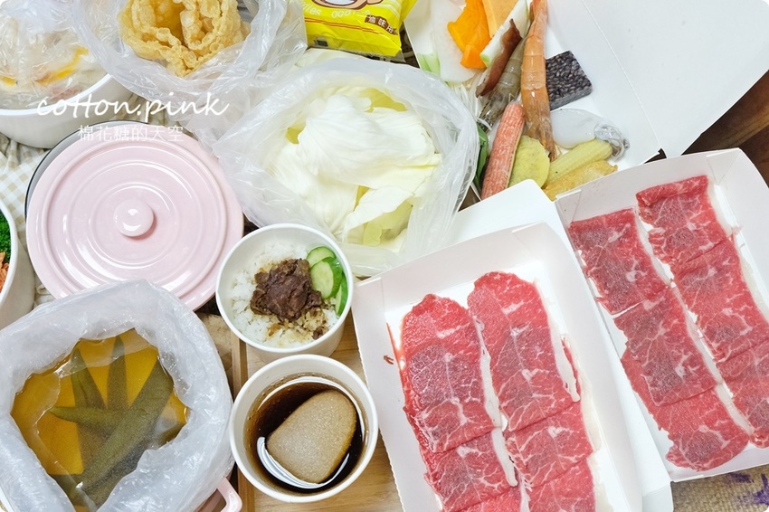 外帶火鍋超過20種配料超澎湃！牛排蓋飯肉多到看不到飯啦！