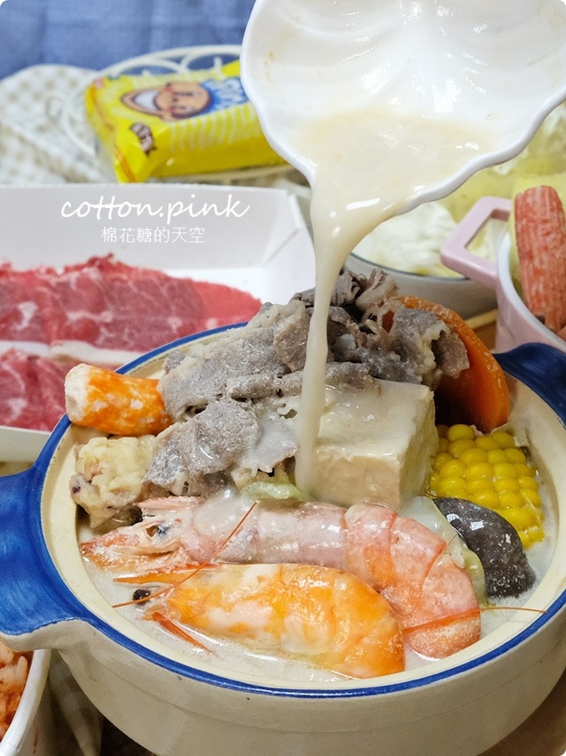 外帶火鍋超過20種配料超澎湃！牛排蓋飯肉多到看不到飯啦！