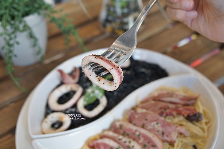 [台北聚餐餐廳推薦] 蘑菇森林義式餐廳 數十種義式料理 夢幻的森林空間 鄰近台北車站 - 安妮的天空