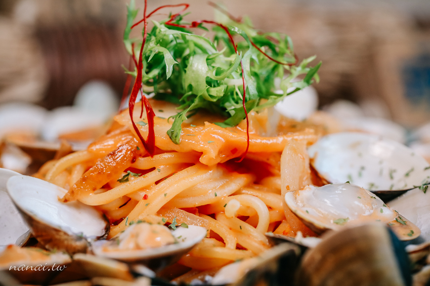 台中逢甲》瑰覓Gui Mi。CP值破表!蛤蜊堆成一座小山快看不到義大利麵,紅茶無限暢飲 - Nana愛旅行札記