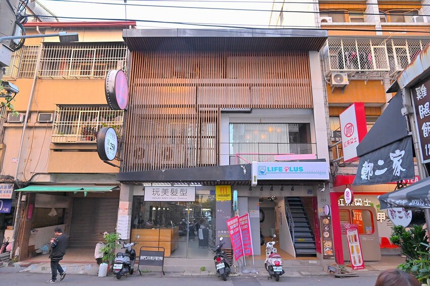 台中逢甲義大利麵超美擺盤大份量推薦 8種自製熬煮醬汁 自製千層蛋糕不用百元好吃 瑰覓GuiMi逢甲