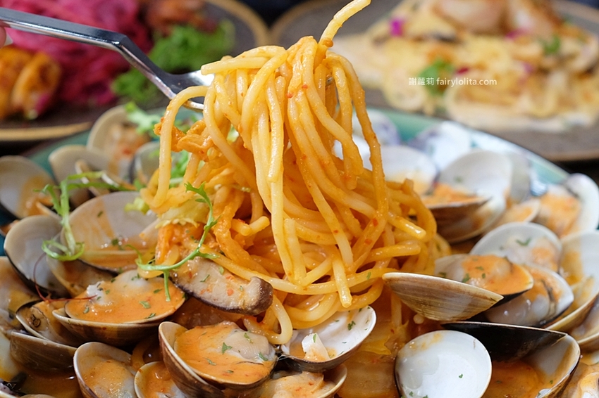 瑰覓 Gui Mi。神祕藏神二樓老公寓，只要249元、大份量義大利麵吃到飽、還附冰紅茶免費無限喝！ @蹦啾♥謝蘿莉 La vie heureuse