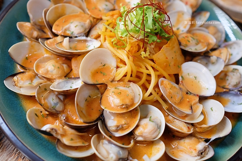 瑰覓 Gui Mi。神祕藏神二樓老公寓，只要249元、大份量義大利麵吃到飽、還附冰紅茶免費無限喝！ @蹦啾♥謝蘿莉 La vie heureuse