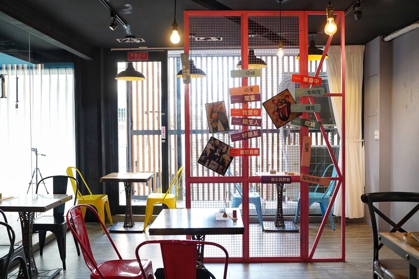 台中西屯區美食推薦『瑰覓Gui Mi』，主打視覺及味覺雙享受的浮誇義大利麵，大份量、餐點選擇多，就隱身在逢甲巷弄裡。 - 阿華田的美食日記