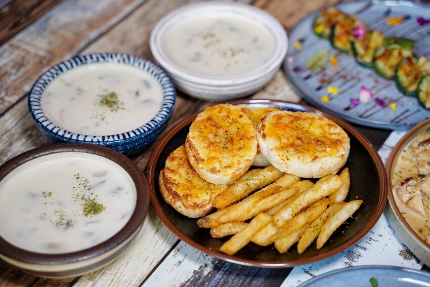 台中西屯區美食推薦『瑰覓Gui Mi』，主打視覺及味覺雙享受的浮誇義大利麵，大份量、餐點選擇多，就隱身在逢甲巷弄裡。 - 阿華田的美食日記