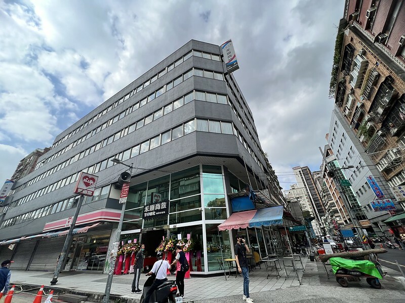 【台灣，台北市，萬華區】禾順行旅（Your Hotel）夜市美食吃不完，用味蕾認識萬華吧！（台北住宿推薦/萬華