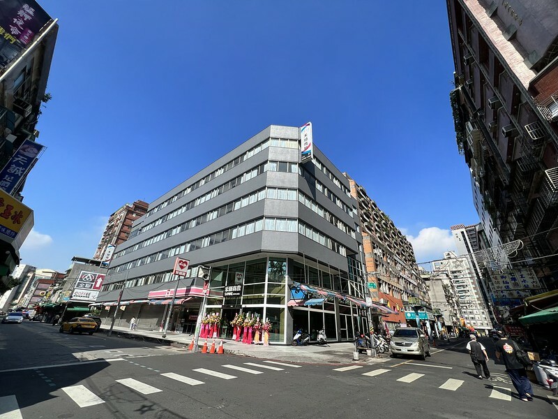 【台灣，台北市，萬華區】禾順行旅（Your Hotel）夜市美食吃不完，用味蕾認識萬華吧！（台北住宿推薦/萬華