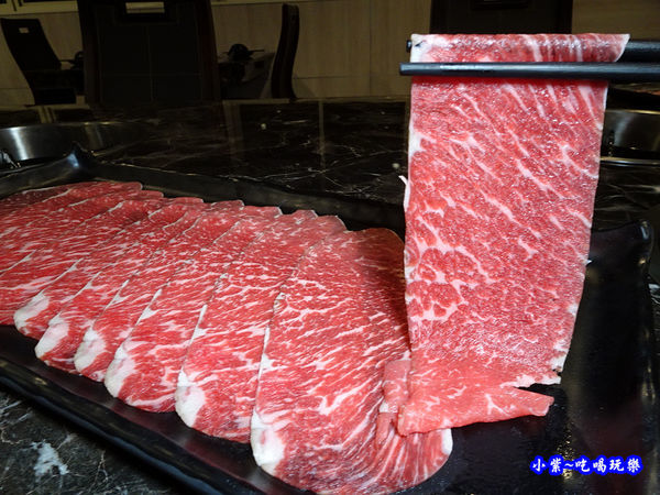  美國PR翼板肉-狩夜精緻單人雙味火鍋  (2).jpg