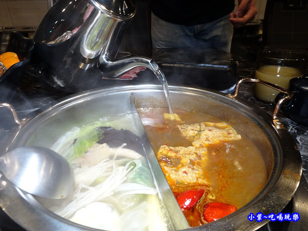 狩夜精緻單人雙味火鍋八德店  (13).jpg