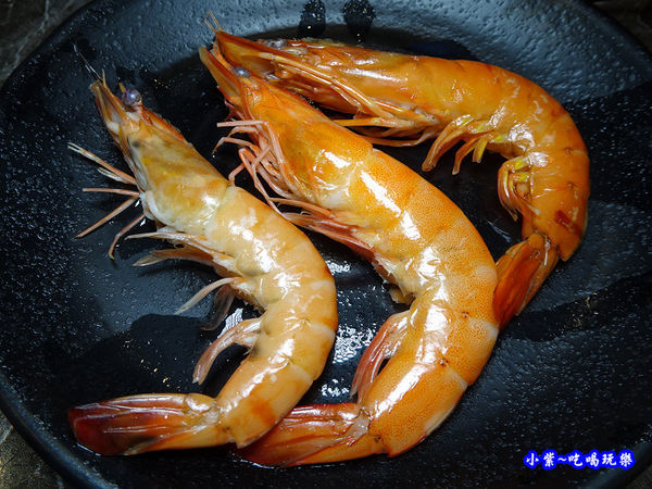 C海陸套餐海鮮-狩夜精緻單人雙味火鍋 (1).jpg