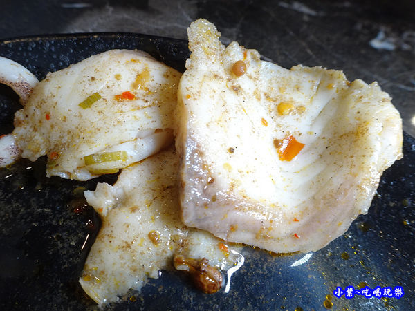 雙背鯛魚片-狩夜精緻單人雙味火鍋  (1).jpg