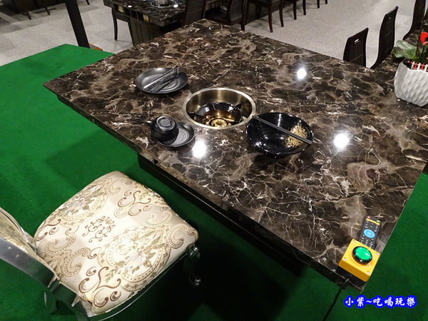 大胃王擂台-狩夜精緻單人雙味火鍋  (6).jpg