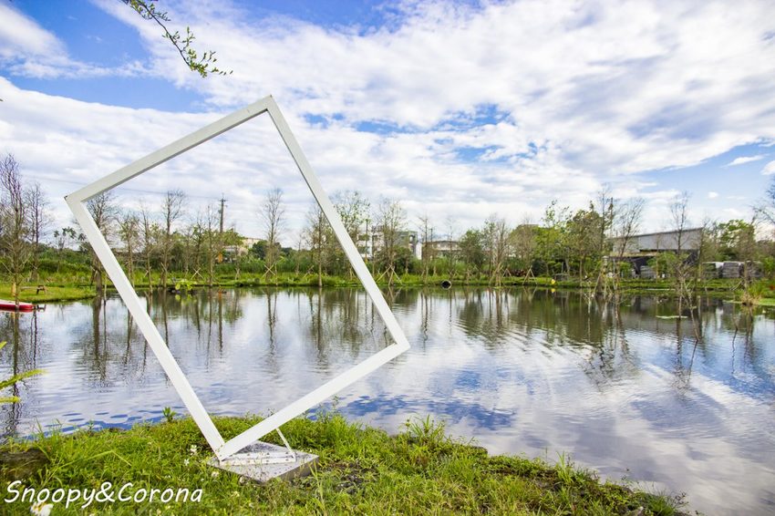 【住宿.宜蘭】宜蘭員山包棟民宿/十六崁民宿~佔地寬廣、生態豐富,划船、餵魚、烤肉,還有落羽松小徑