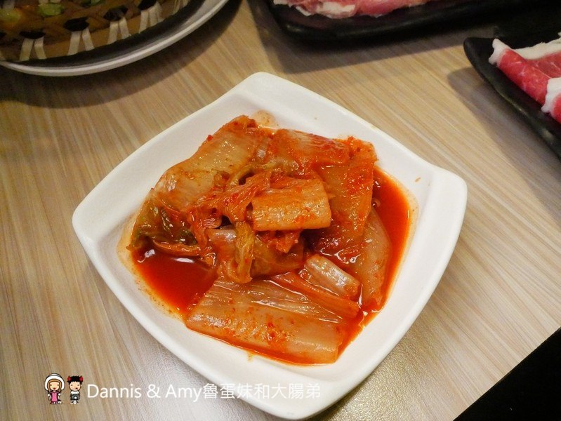 《湖口美食推薦》享鍋精緻涮烤小火鍋。精選肉品海鮮一鍋兩吃超滿足。大份量肉多多專區肉食控不能錯過。明治冰淇淋飲料無限供應︱湖口火車站旁老五鹹粥對面(影片) 《湖口美食推薦》享鍋精緻涮烤小火鍋。精選肉品海鮮一鍋兩吃超滿足。大份量肉多多專區肉食控不能錯過。明治冰淇淋飲料無限供應︱湖口火車站旁老五鹹粥對面(影片)