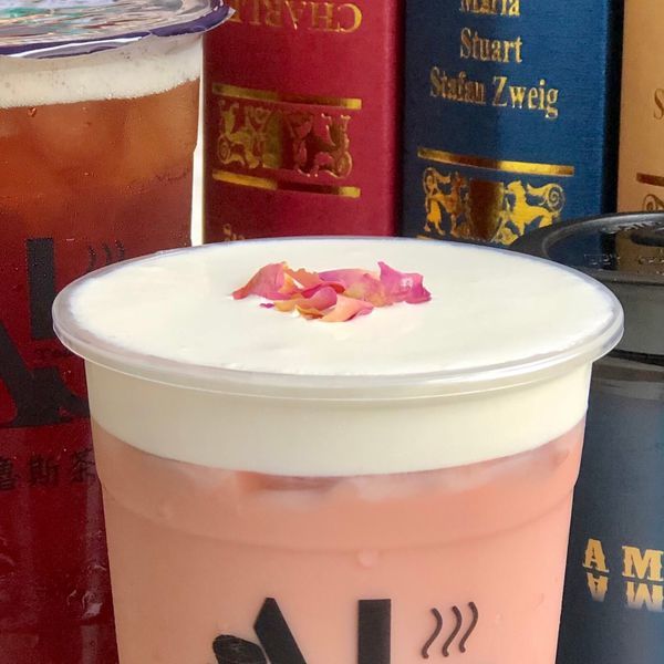 【安布魯斯茶飲】生活美學風格的飲料店｜玫瑰茶｜手沖咖啡｜濾掛咖啡｜雞蛋糕