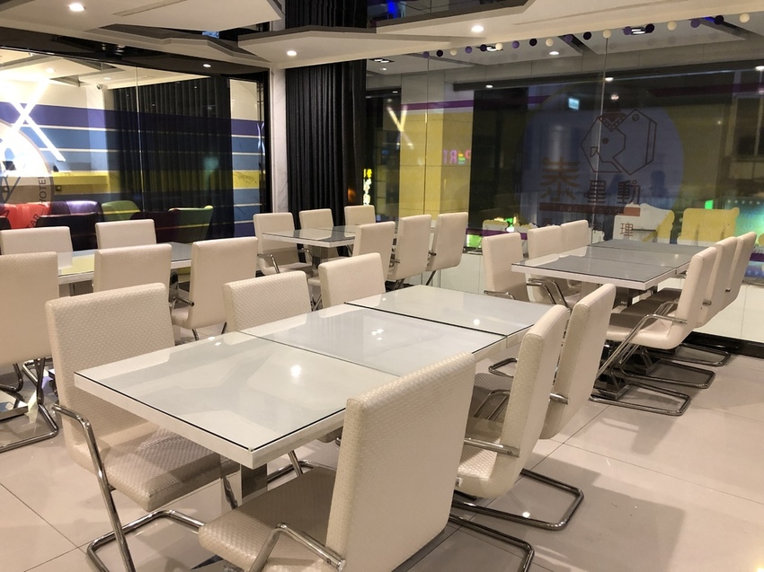 IMG_7999.jpg IMG_7999.jpg