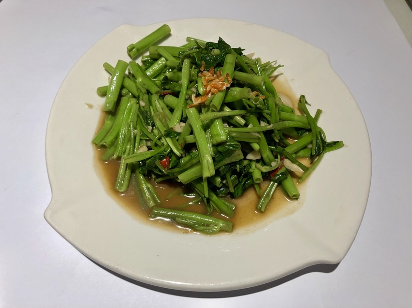 IMG_7943.jpg IMG_7943.jpg