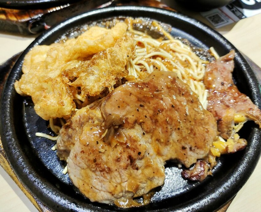 【台中美食】蘇坤蔚牛排.一中街平價牛排,自助吧吃到飽免服務費