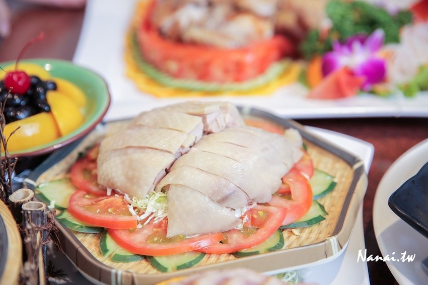 溫叨古早味料理餐廳。低調神隱的三合院古厝餐廳,好吃又古早味的桶仔雞 - Nana愛旅行札記