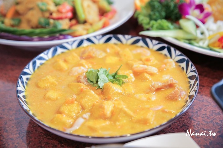 溫叨古早味料理餐廳。低調神隱的三合院古厝餐廳,好吃又古早味的桶仔雞 - Nana愛旅行札記