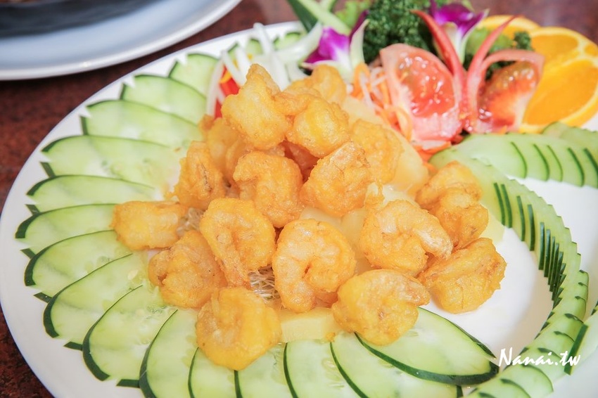 溫叨古早味料理餐廳。低調神隱的三合院古厝餐廳,好吃又古早味的桶仔雞 - Nana愛旅行札記