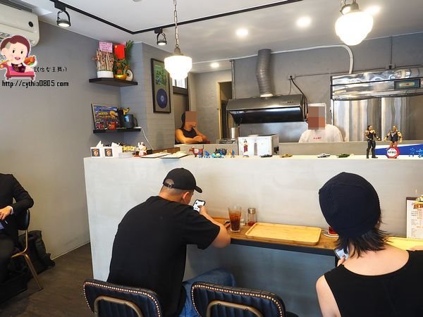 桃園藝文特區美食-肚佛樂咖哩-這將來一定會變成排隊美食，咖哩好好吃啊!!!! @民宿女王芽月-美食.旅遊.全台趴趴走