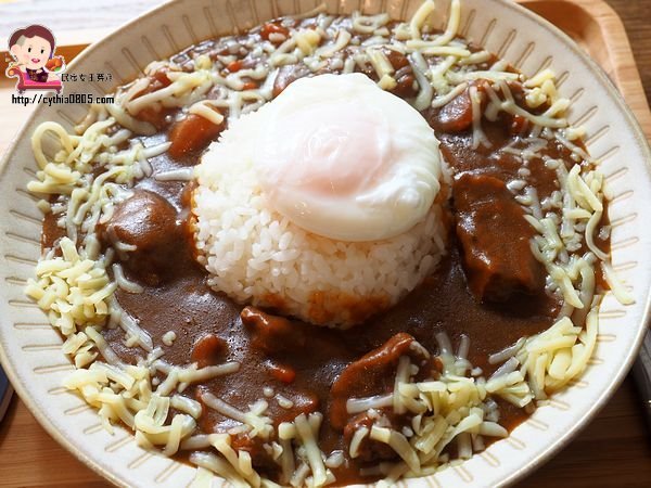 桃園藝文特區美食-肚佛樂咖哩-這將來一定會變成排隊美食，咖哩好好吃啊!!!! @民宿女王芽月-美食.旅遊.全台趴趴走