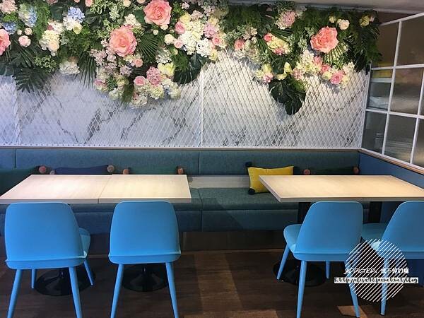 台北信義-[PINEDE 彼內朵] 捷運市政府站1號出口旁，來自日本名古屋知名甜點品牌，夏季限定芒果蛋糕，法式夢幻風台北下午茶推薦