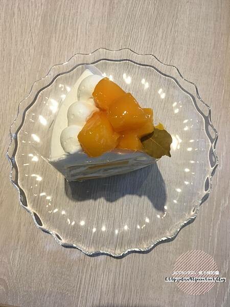 台北信義-[PINEDE 彼內朵] 捷運市政府站1號出口旁，來自日本名古屋知名甜點品牌，夏季限定芒果蛋糕，法式夢幻風台北下午茶推薦