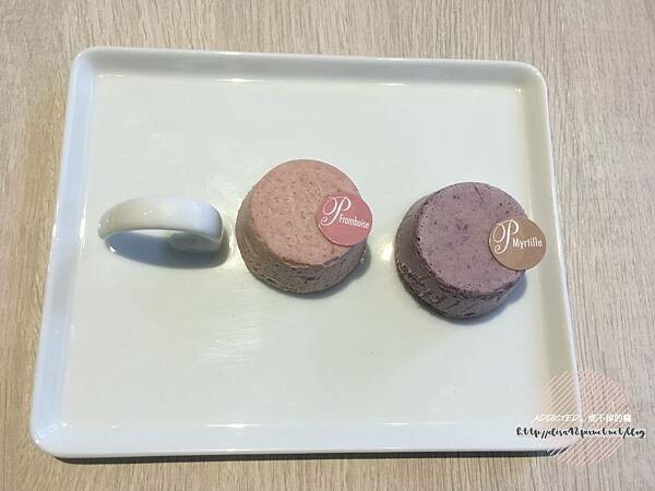 台北信義-[PINEDE 彼內朵] 捷運市政府站1號出口旁，來自日本名古屋知名甜點品牌，夏季限定芒果蛋糕，法式夢幻風台北下午茶推薦