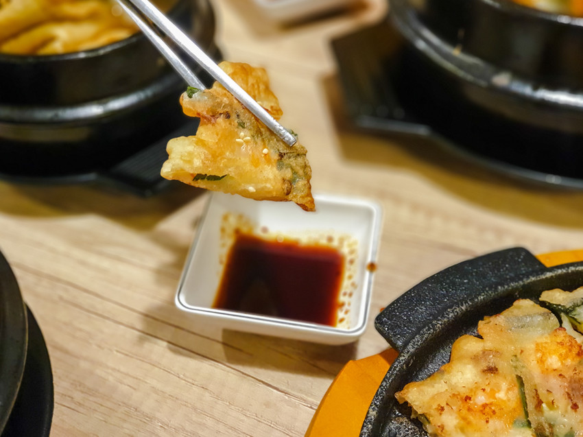 高雄美食||瑪希噠韓式小吃-平價份量又足夠的韓式料理，藏在正修科大附近的巷弄中||鳳山區、韓式料理