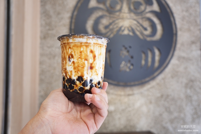 [基隆美食]成助茶-基隆廟口店 手搖飲竟然有現泡好茶 獨家冷卻技術 不加一滴水的鮮奶珍珠用料超實在 - 安妮的天空