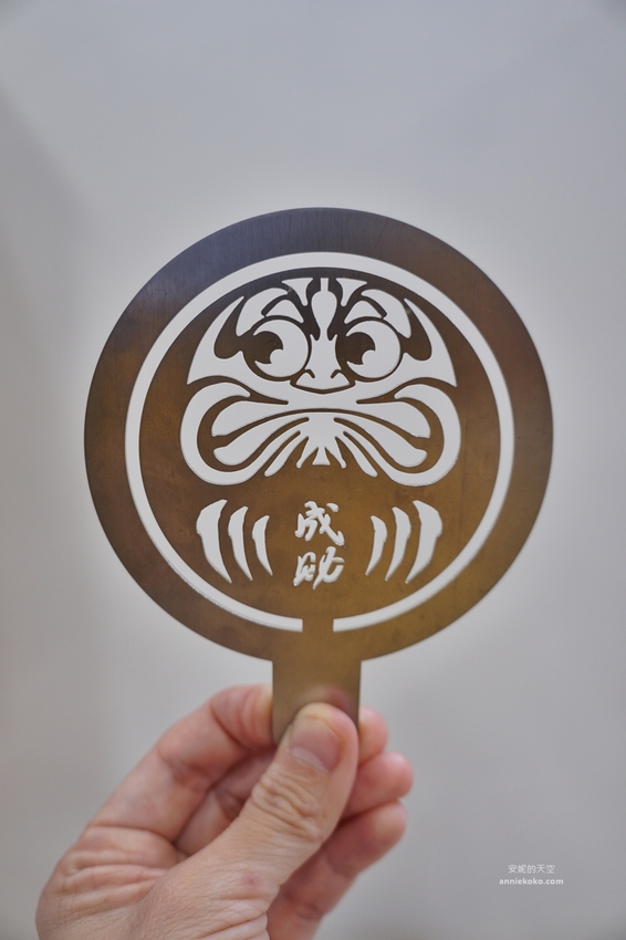 [基隆美食]成助茶-基隆廟口店 手搖飲竟然有現泡好茶 獨家冷卻技術 不加一滴水的鮮奶珍珠用料超實在 - 安妮的天空