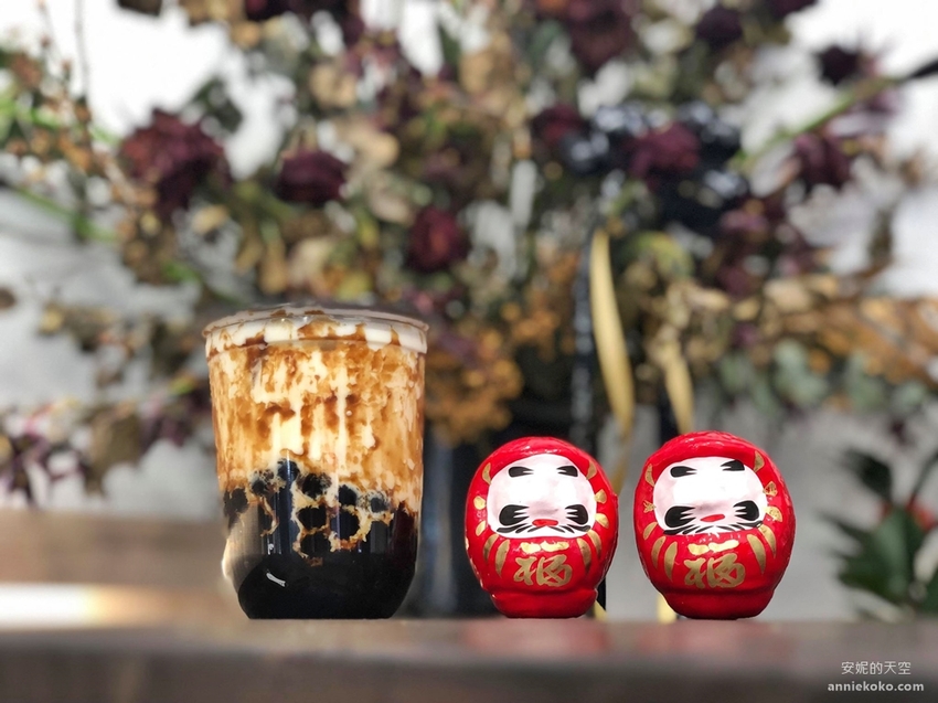 [基隆美食]成助茶-基隆廟口店 手搖飲竟然有現泡好茶 獨家冷卻技術 不加一滴水的鮮奶珍珠用料超實在 - 安妮的天空