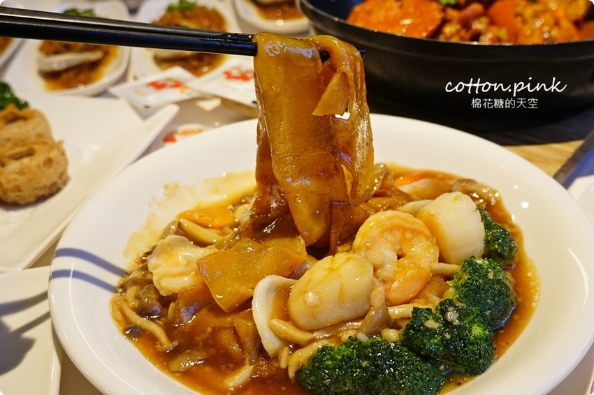 台中美食珍寶海鮮外送啦！首推香辣螃蟹新光三越必吃～最新套餐內用最低一人688元，外帶套餐899元起