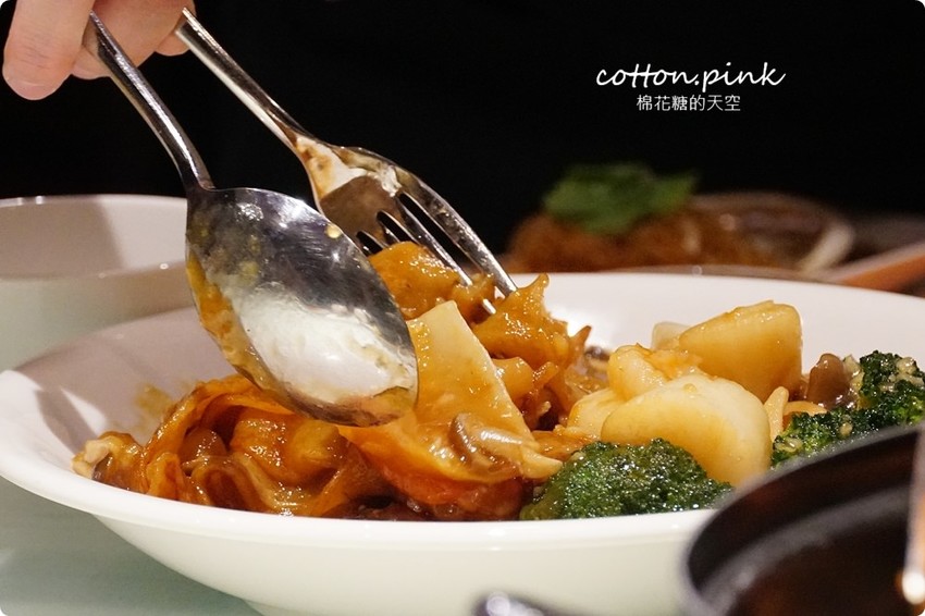 台中美食珍寶海鮮外送啦！首推香辣螃蟹新光三越必吃～最新套餐內用最低一人688元，外帶套餐899元起